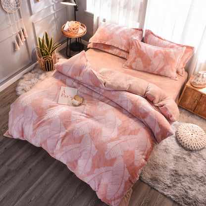 Stylish Printed Bedding Set | Comfortable & Modern Bedroom Décor